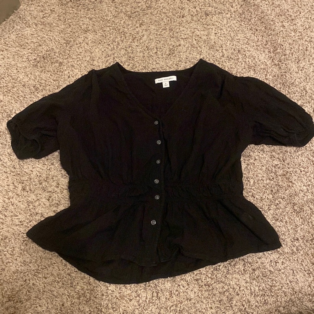 Free Assembly Black Top